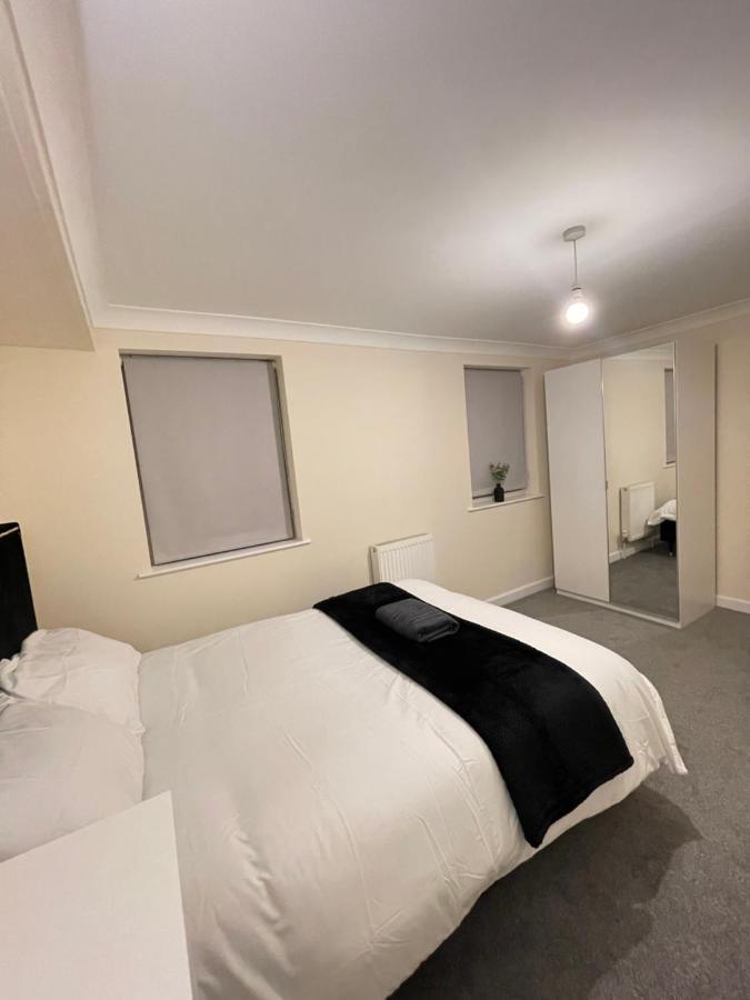 Relaxing Double Rooms In A Beautiful House ايبسويتش المظهر الخارجي الصورة
