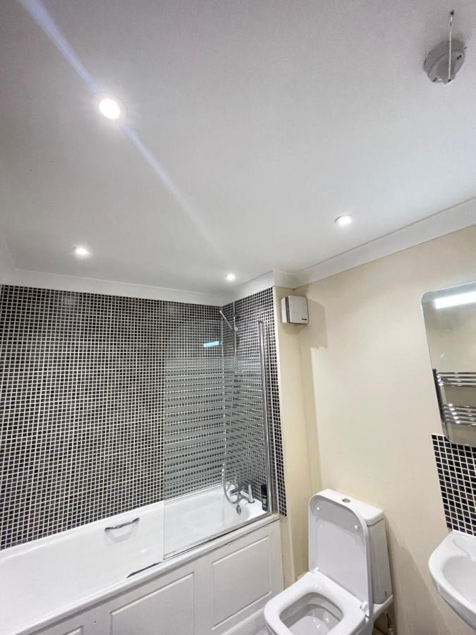 Relaxing Double Rooms In A Beautiful House ايبسويتش المظهر الخارجي الصورة