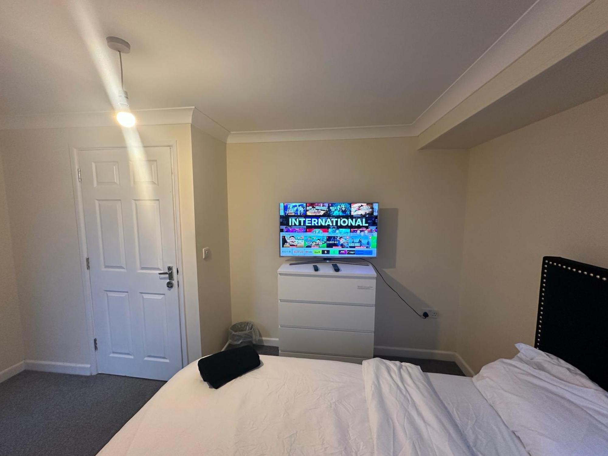 Relaxing Double Rooms In A Beautiful House ايبسويتش المظهر الخارجي الصورة