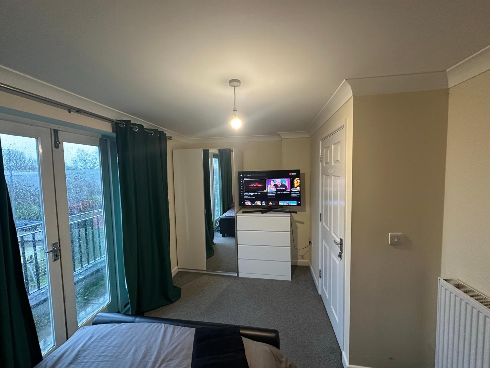 Relaxing Double Rooms In A Beautiful House ايبسويتش المظهر الخارجي الصورة